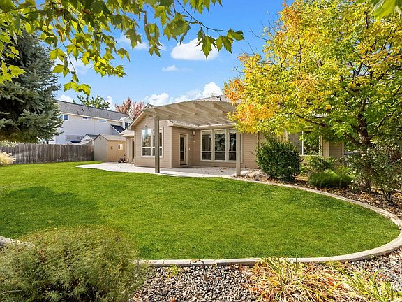 3rd image of 6232 S Shagbark Ave