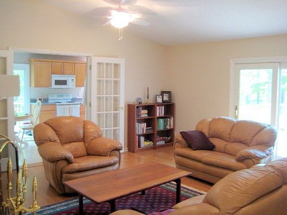 4th image of 2709 Buckboard Dr