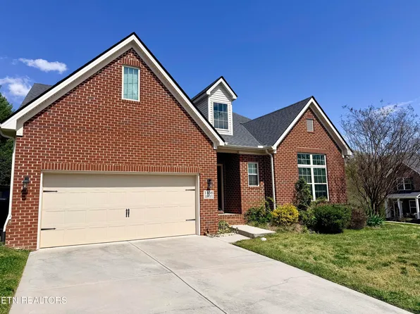 1456 Mossy Rock Ln, Knoxville, TN 37922