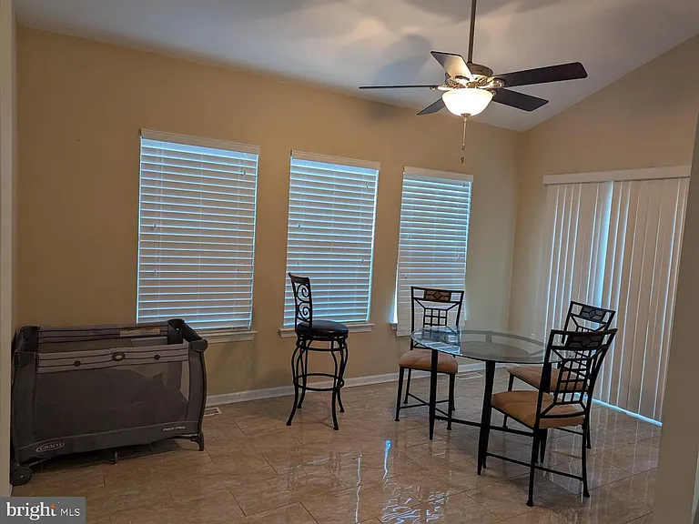 14 Violet Ct — Photo 7