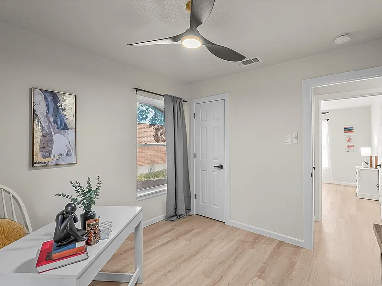 434 Marilu St — Photo 17
