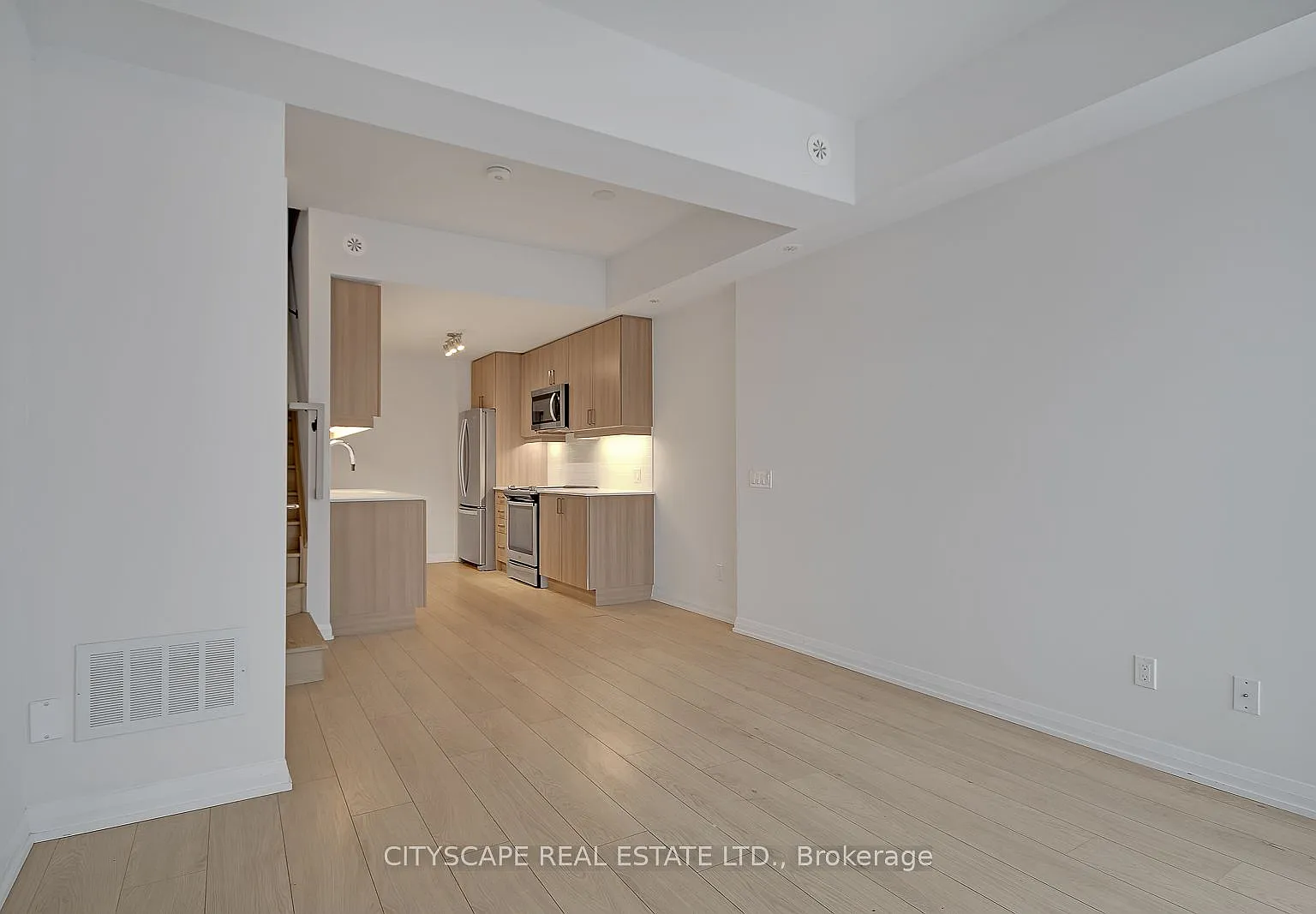 4 bed, $3,243 — Photo 3