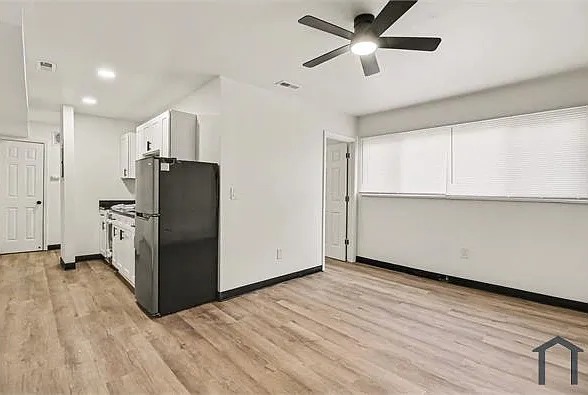 2 bed, 800 sqft, $1,100 — Photo 3