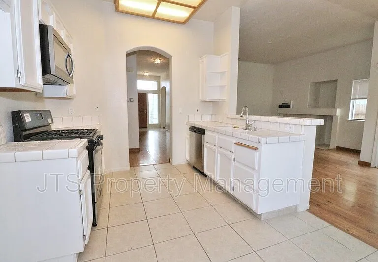 3549 Pine Hollow Way — Photo 21