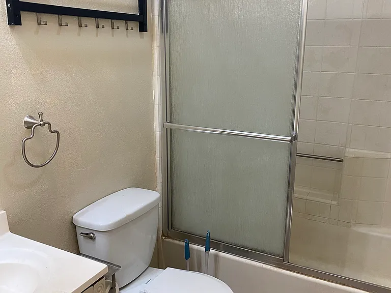 646 Nebraska Ave #8 — Photo 15
