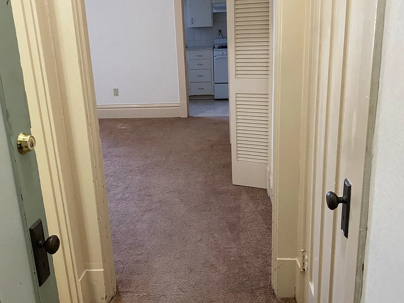 311 North Broadway Street — Photo 2