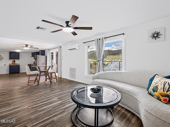 4th image of 33 Spring Canyon Rd