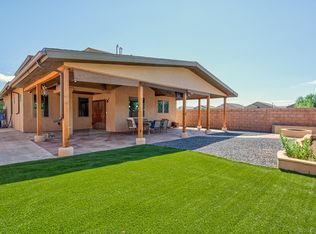 5283 Via Del Cielo, Santa Fe, NM 87507
