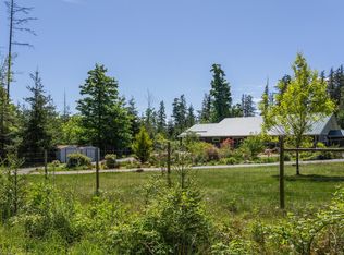 2051 Hector Rd, Comox Valley, BC V9M3Y7