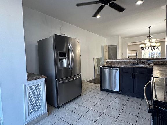 5th image of 5635 Diamond St