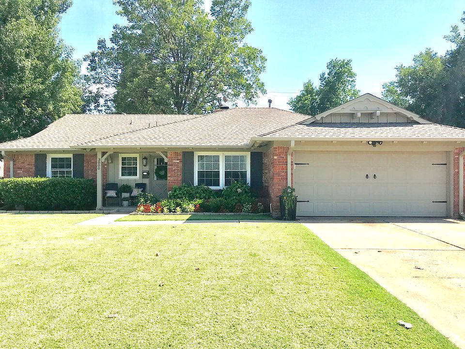 1st image of 3000 Lakeside Dr