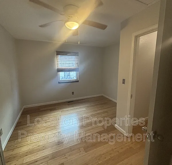 1905 W 3rd St #1 — Photo 10