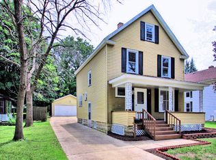 629 Grand Ave, Aurora, IL 60506