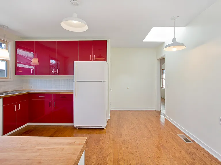 1372 Tomlee Dr — Photo 11