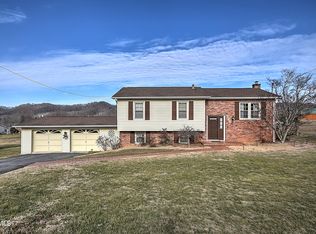325 Mayfield Dr, Bristol, TN 37620