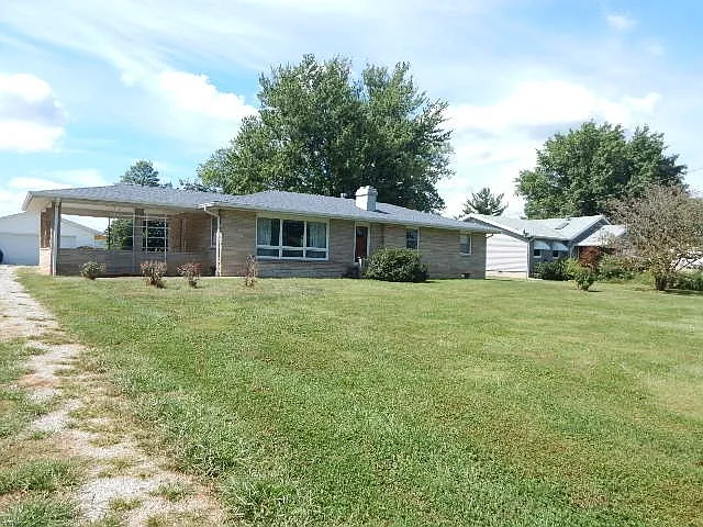 3909 N Kinser Pike photo 1