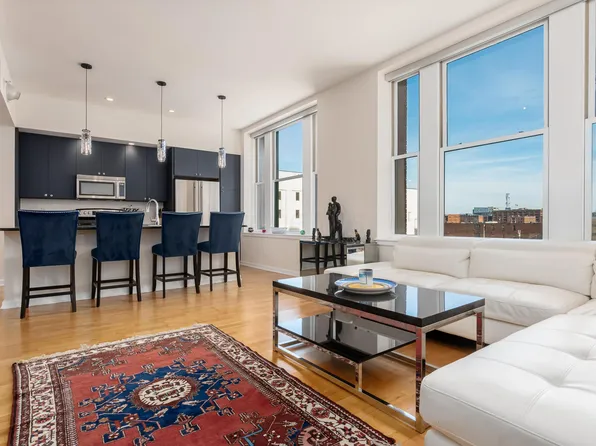 145 N High St APT 400, Columbus, OH 43215