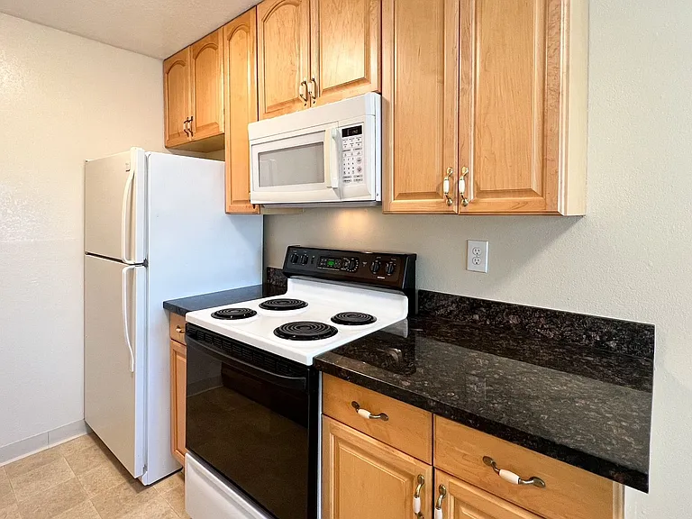 3333 Beard Rd #3350 — Photo 9