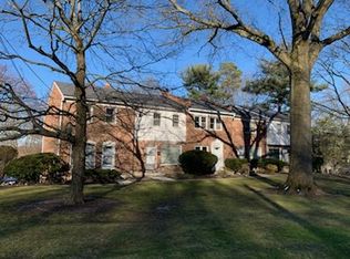 2551 Chamberlain Rd, Fairlawn, OH 44333