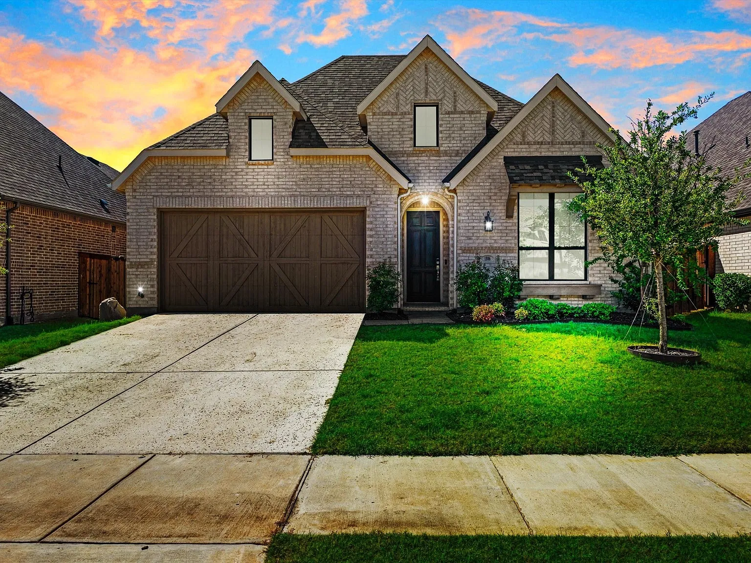 4 bed, 3.0 bath, 2428 sqft, $3,600 — Photo 3