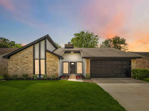 2543 Sage Brush Ln, Sugar Land, TX 77479