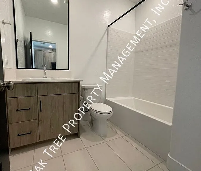 2747 E Tamarind Dr — Photo 17