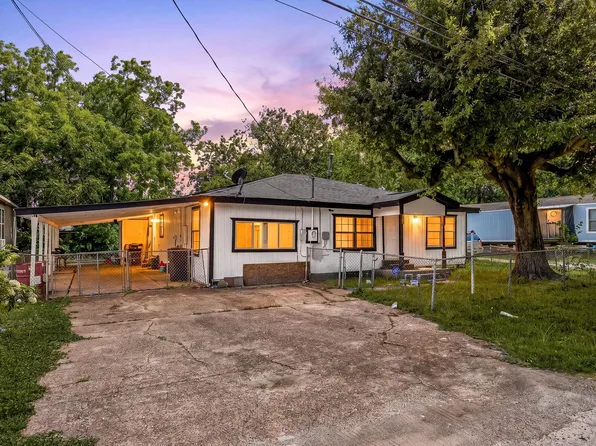 211 Arcadian Dr, Crosby, TX 77532