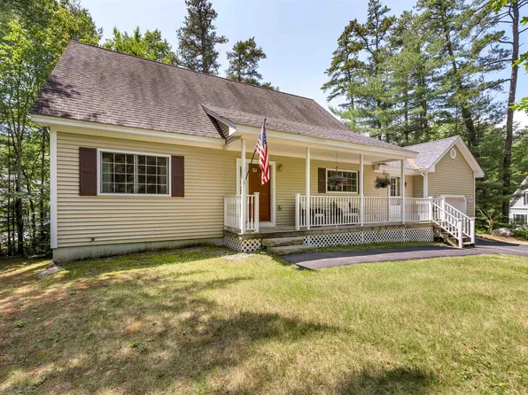 33 D Sands Circle, Conway, NH 03813