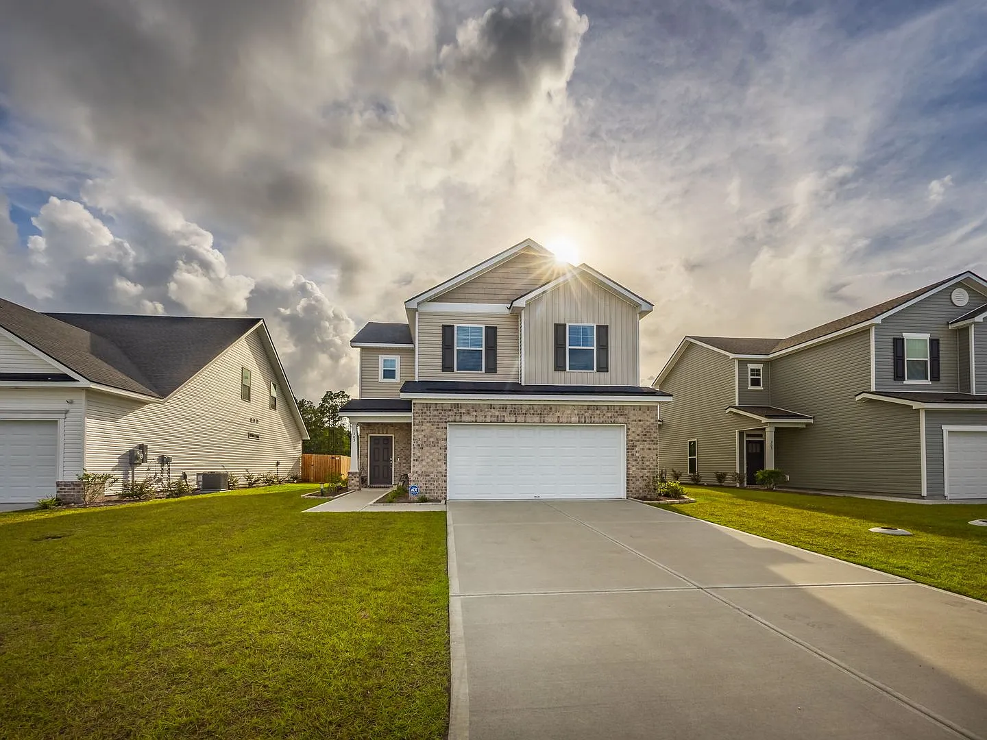 303 Creek Way, Brunswick, GA 31525 — Photo 1