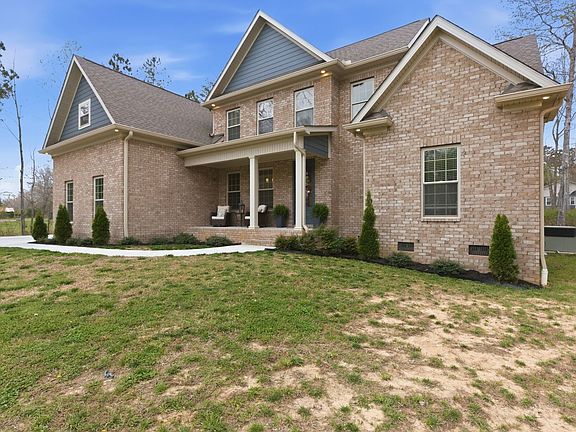 3rd image of 15 Nature Ridge Rd