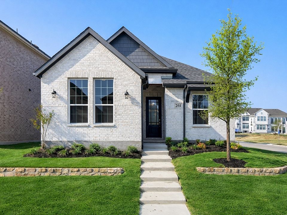 1st image of 204 Golden Run Dr