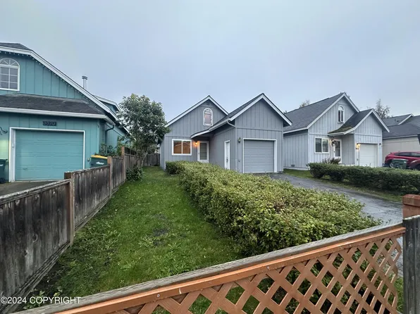 3826 Galactica Dr, Anchorage, AK 99519