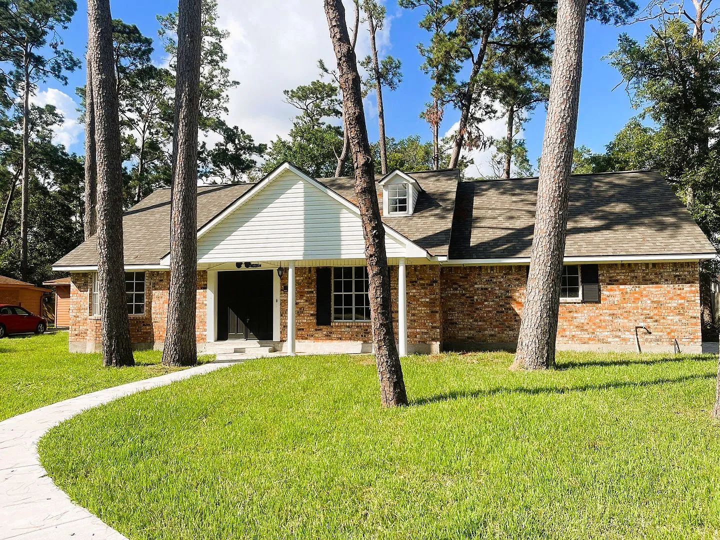 Coming Soon! 3112 Timber Ln **Ask About Our No Cash Deposit Option — Photo 1