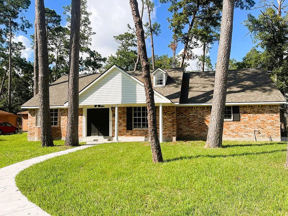 3112 Timber Ln