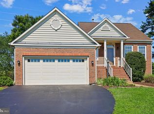 43081 Binkley Cir, Leesburg, VA 20176