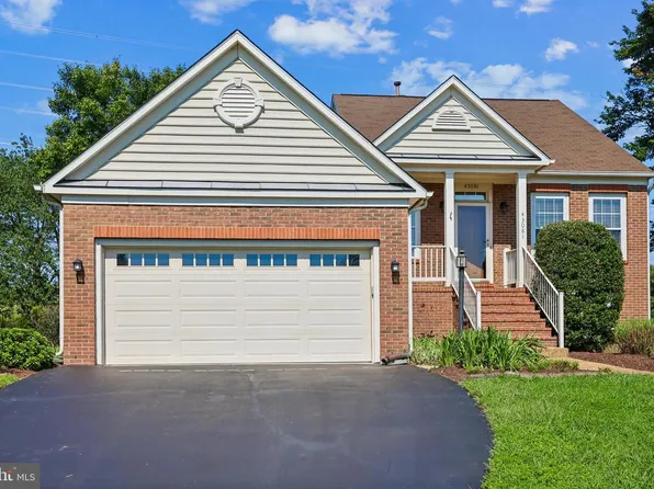 43081 Binkley Cir, Leesburg, VA 20176