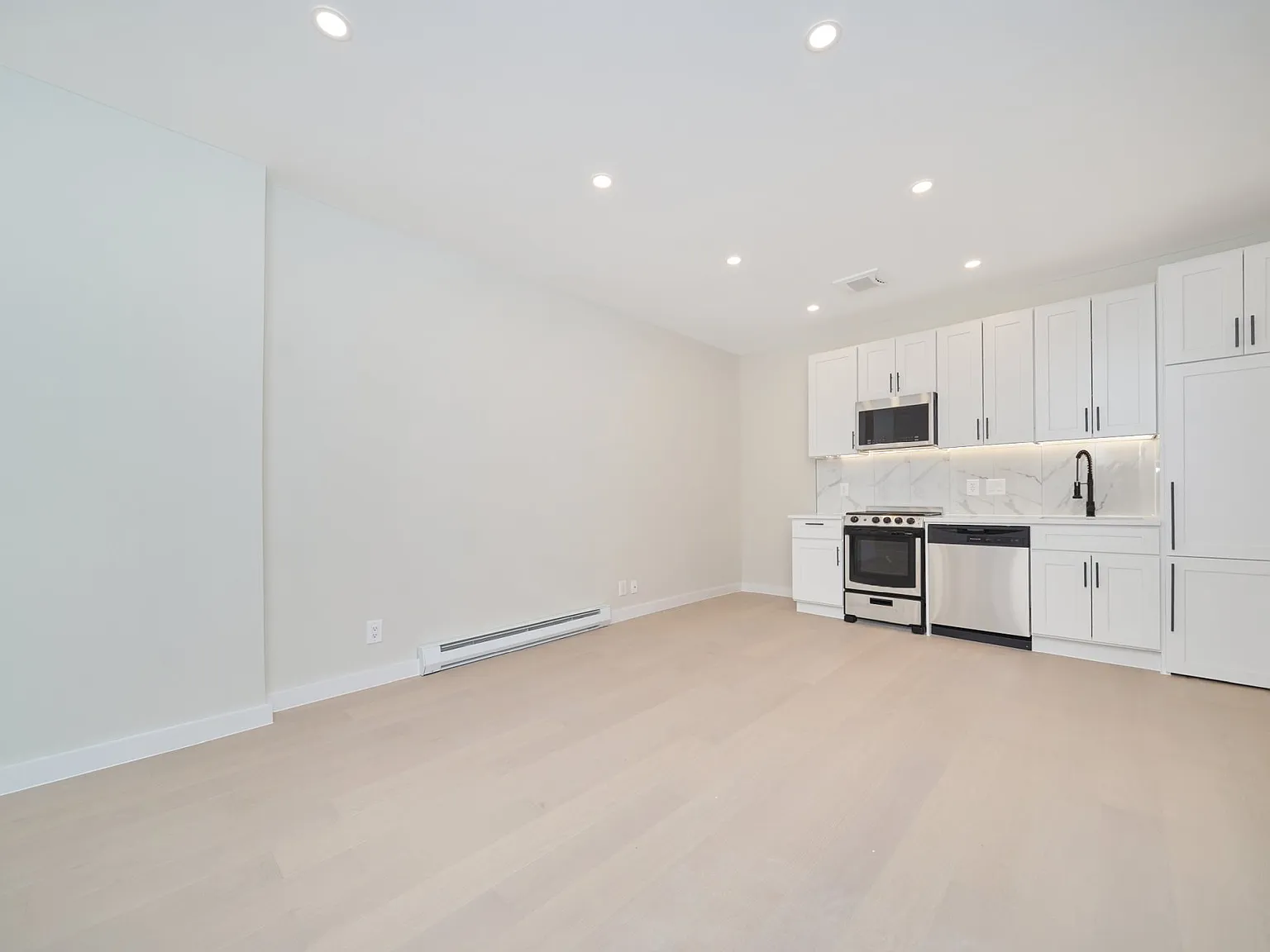 1269 1st Avenue — Photo 4