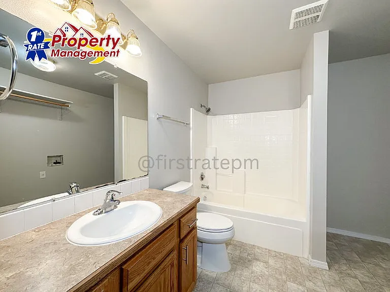 7552 W Tottenham Ln #101 — Photo 17