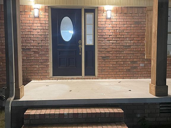 4th image of 2721 Honey Bee Ln