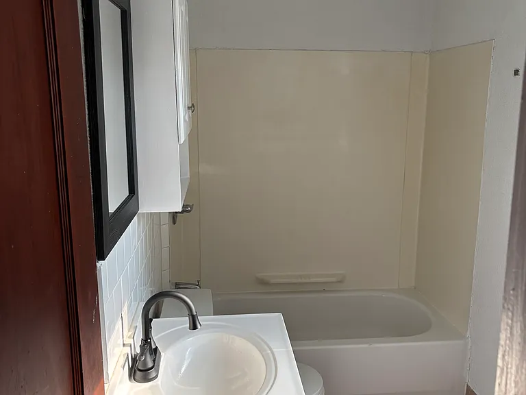 508 Plymouth Dr — Photo 7