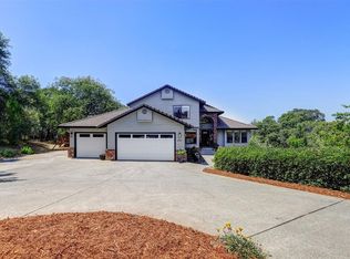 10553 Rock View Ct, Auburn, CA 95602