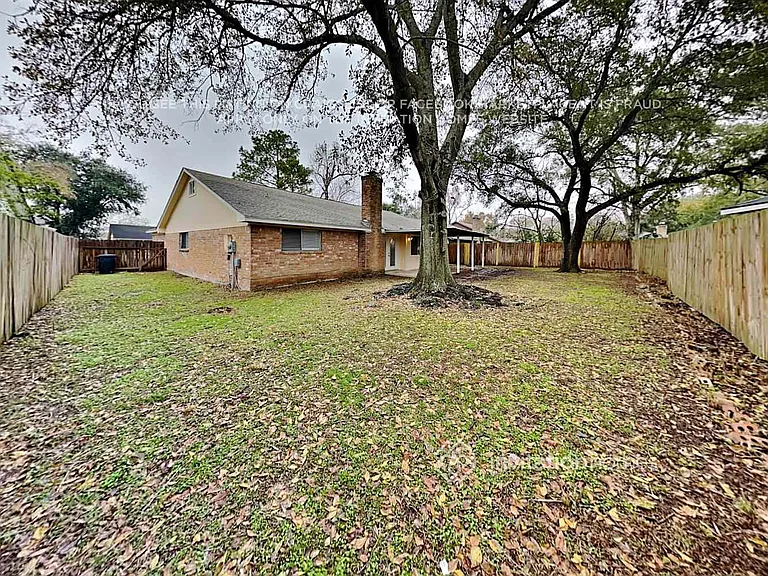 22711 Elsinore Dr — Photo 16
