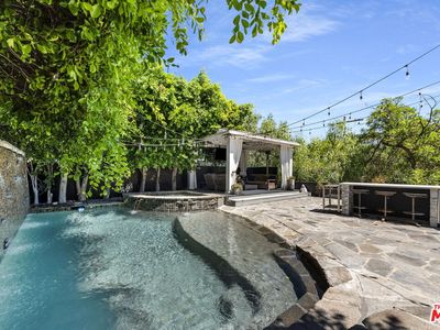 4048 Sumac Dr, Sherman Oaks, CA, 91403