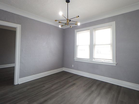 3rd image of 4104 Grand Blvd APT 1M