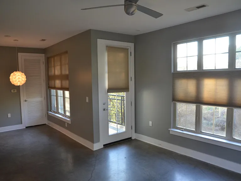 1101 W 1st St #118 — Photo 14