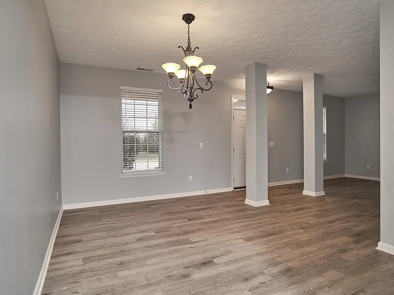 11080 McDowell Dr — Photo 12