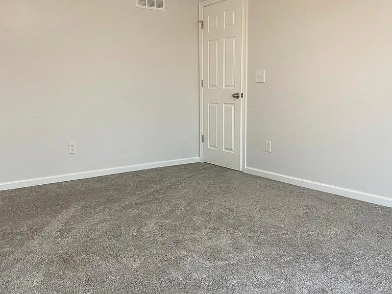 5101 NW 57th Pl — Photo 27