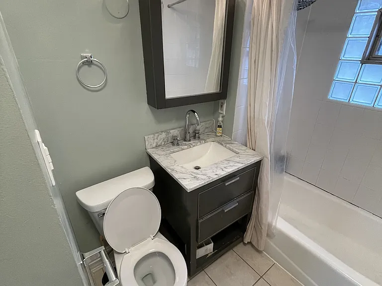 5020 N McVicker Ave — Photo 10