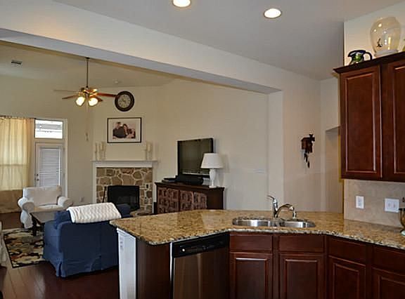 5th image of 244 White Dr
