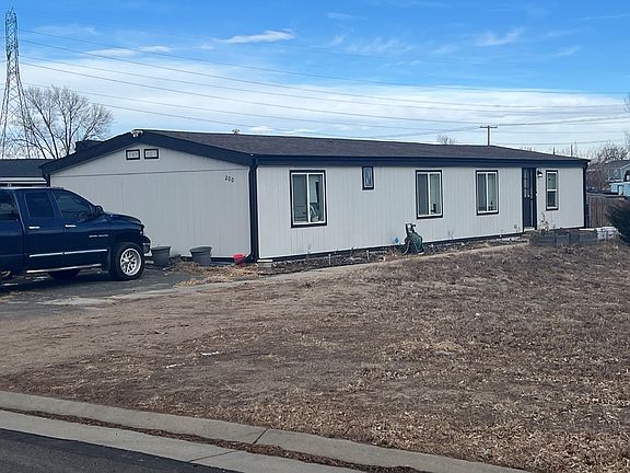 3rd image of 200 Zante St